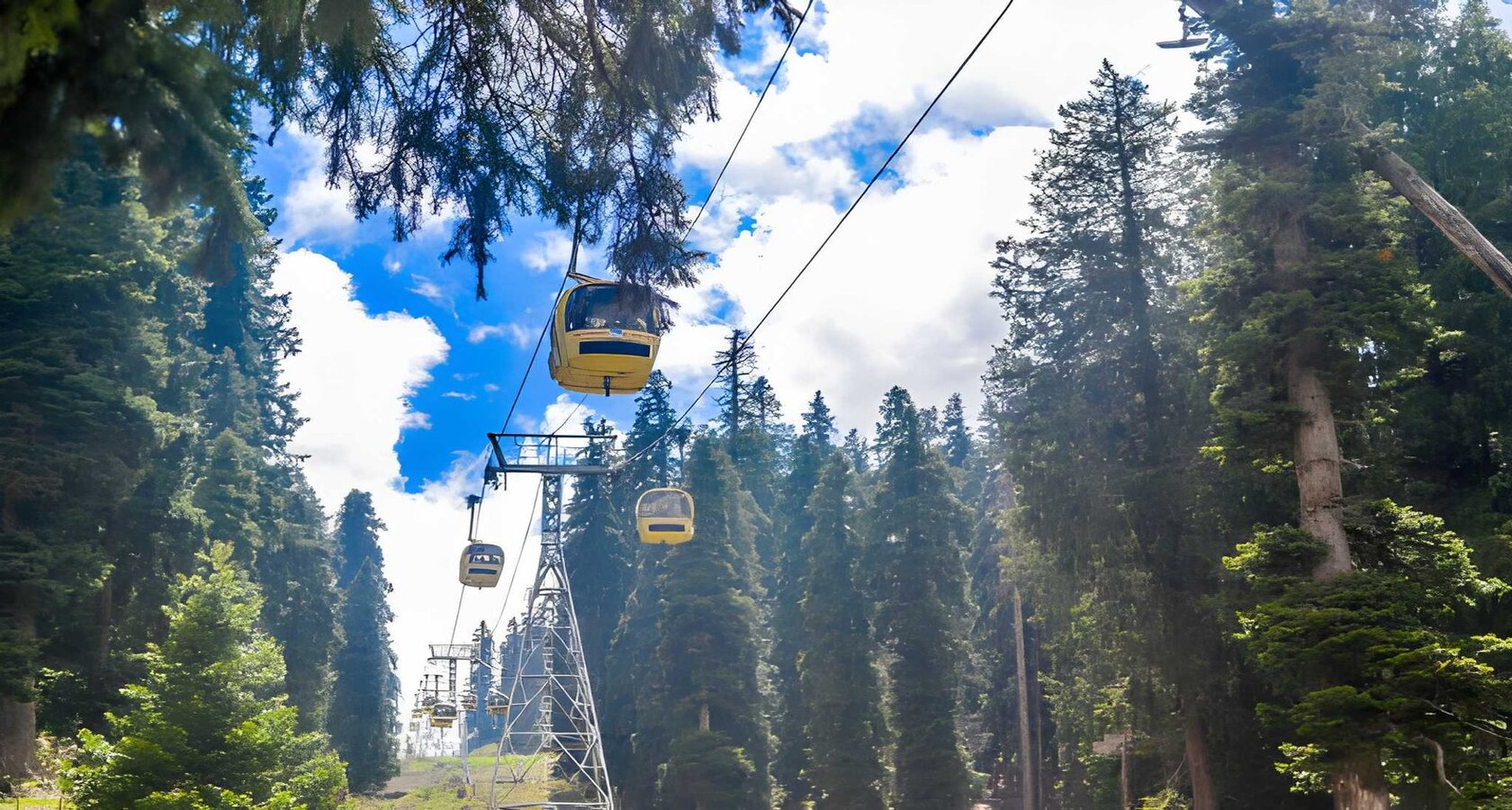 Amarnath Yatra Helicopter Booking from Dhanbad: Amarnath Yatra helicopter at the Baltal and Pahalgam helipads