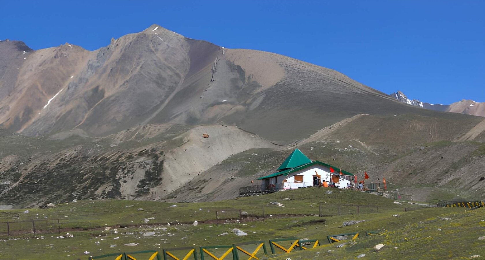 Amarnath Yatra Package from Bikaner by Flight: Amarnath holy cave and the Kashmir valley