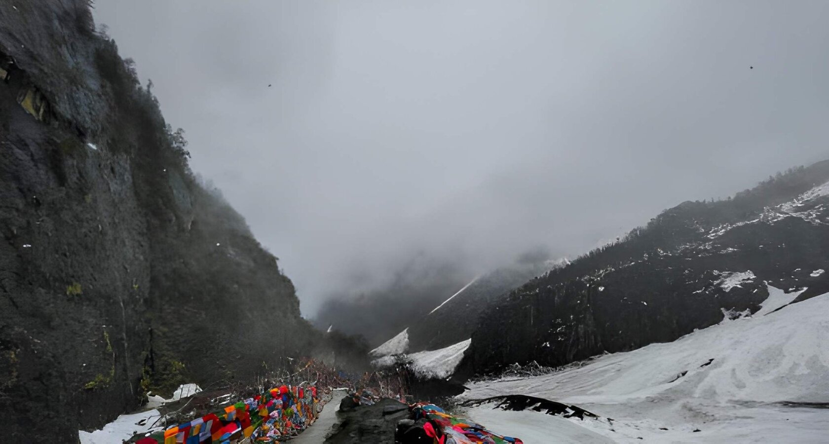 Amarnath Yatra Package Helicopter: Amarnath holy cave and the Kashmir valley