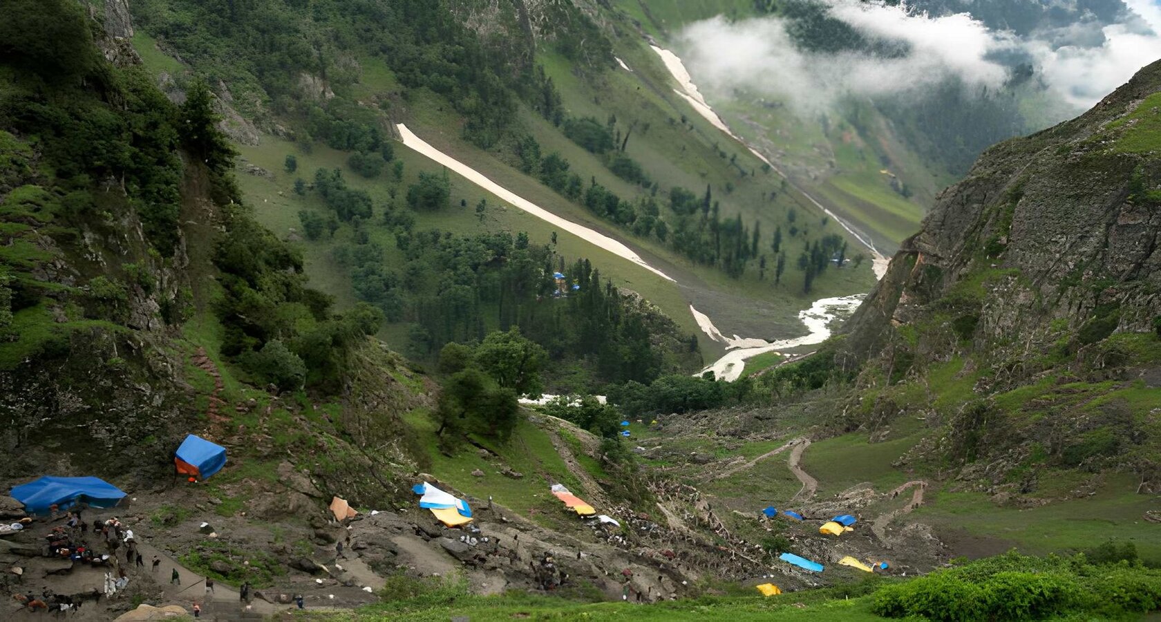 Amarnath Yatra Tour Package from Bikaner: Amarnath holy cave and the Kashmir valley