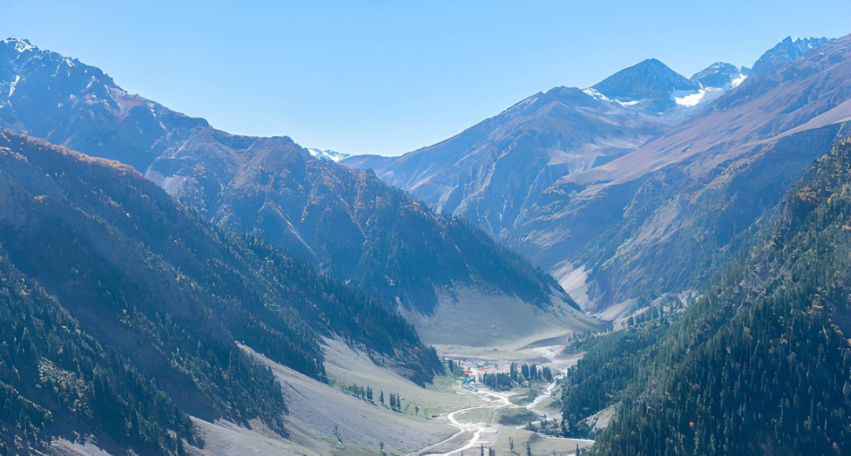 Amarnath Yatra Tour Package from Dhanbad: Amarnath holy cave and the Kashmir valley