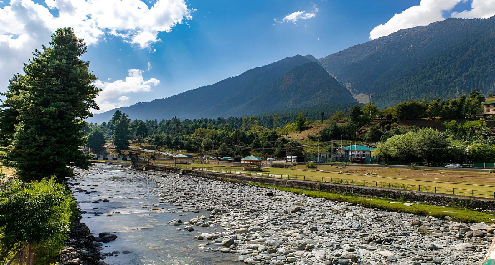 Amarnath Yatra Tour Package from Jaipur: Amarnath holy cave and the Kashmir valley