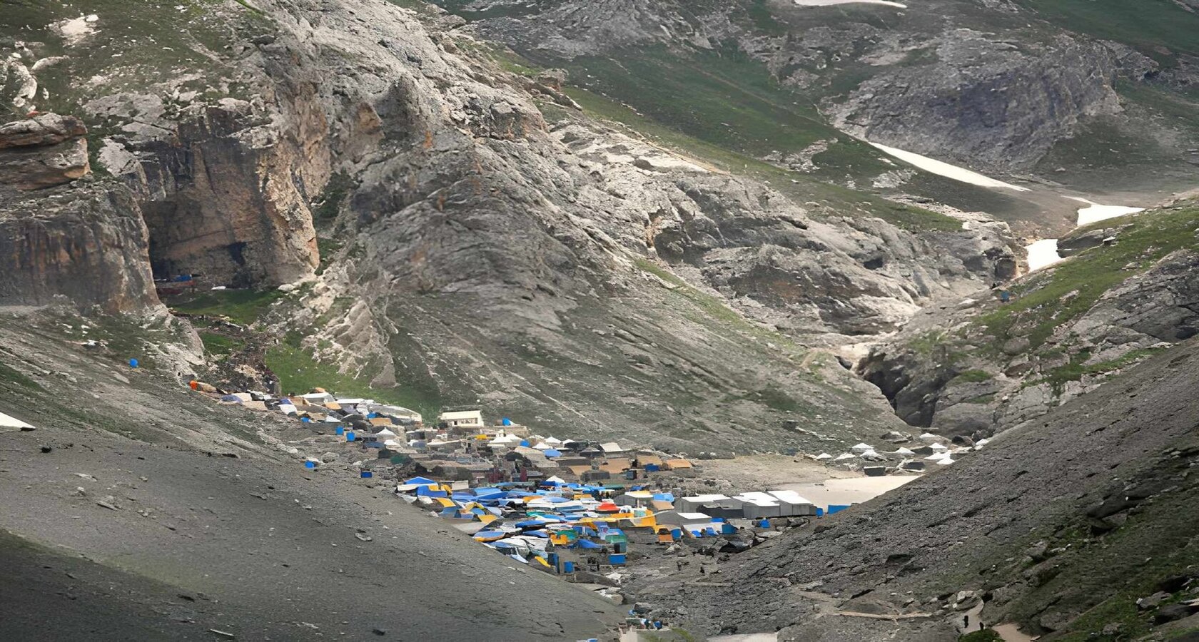 Amarnath Yatra Tour Package from Rajkot: Amarnath holy cave and the Kashmir valley