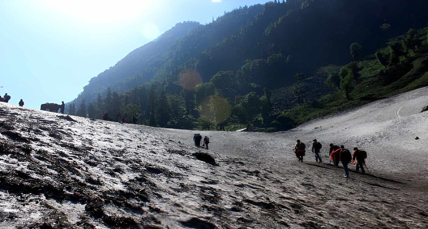Amarnath Yatra Tour Package from Vadodara: Amarnath holy cave and the Kashmir valley
